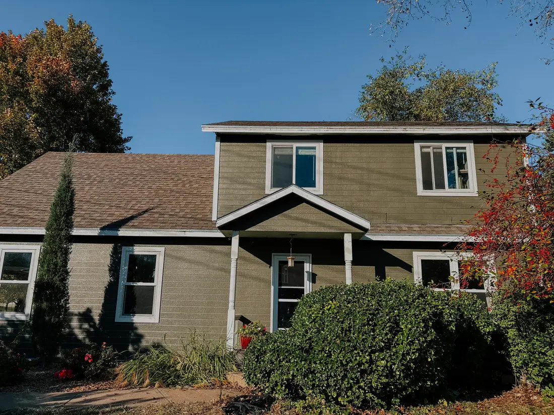 Lap siding and trim on a two story Kansas home